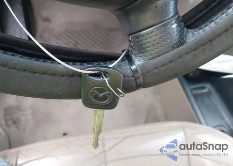 2002 Mazda Tribute Es V6/Lx V6 from USA, damaged, VIN 4F2YU09152KM55372